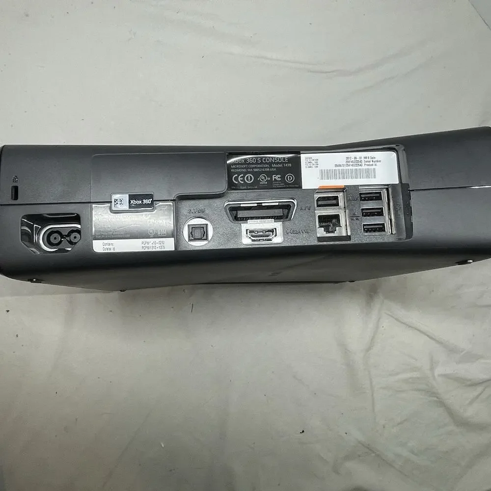 Xbox 360 S Console 250 GB HDD Bundle with Controller And Cords-14 Games!!!
